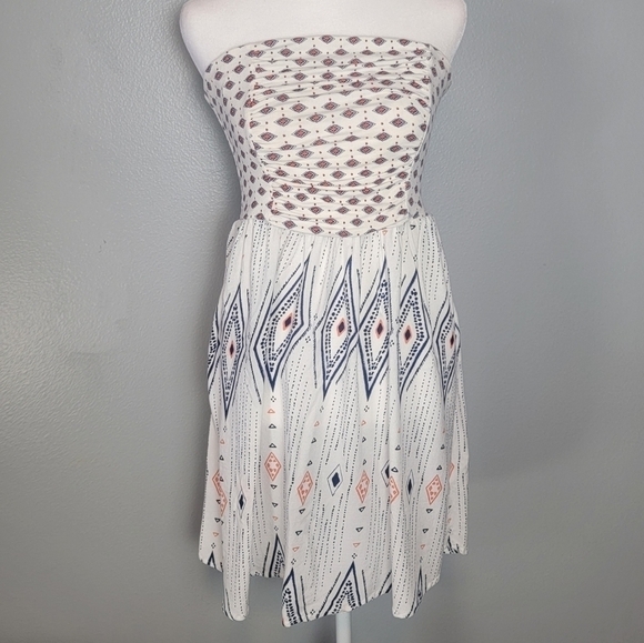 Roxy strapless mini dress - Picture 1 of 16